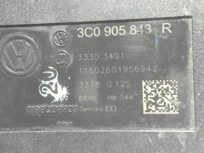 Serrure de contact + clé d'un Volkswagen Passat CC (357) 2.0 TDI 16V 170 2009