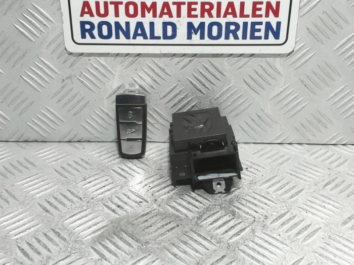 Używane Stacyjka + Kluczyk Volkswagen Passat CC (357) 2.0 TDI 16V 170 Cena € 35,00 Procedura marży oferowane przez Automaterialen Ronald Morien B.V.