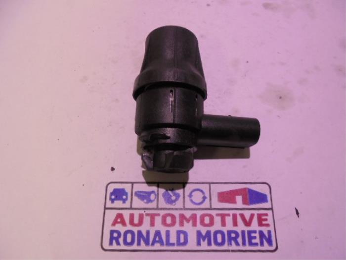 Usagé Divers Volkswagen Phaeton (3D) 3.2 V6 30V 4Motion Prix € 15,00 Règlement à la marge proposé par Automaterialen Ronald Morien B.V.
