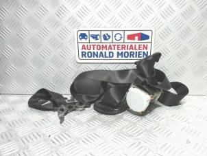 Used Front seatbelt, left BMW 3 serie (E90) 320i 16V Price € 45,00 Margin scheme offered by Automaterialen Ronald Morien B.V.