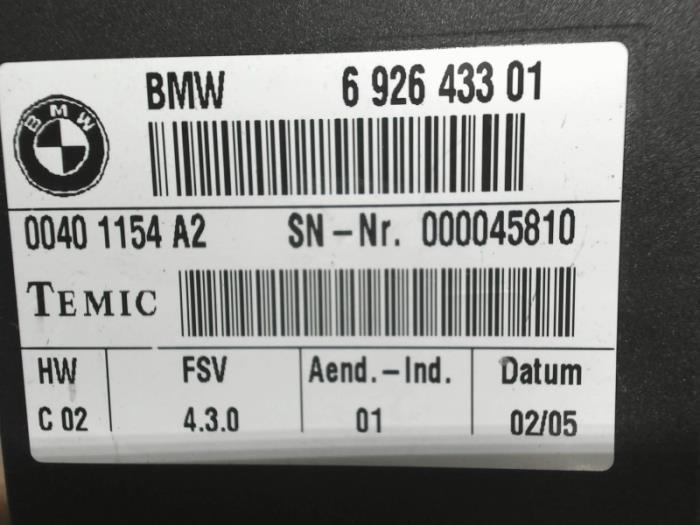 Ordinateur siège d'un BMW 3 serie (E90) 320i 16V 2006