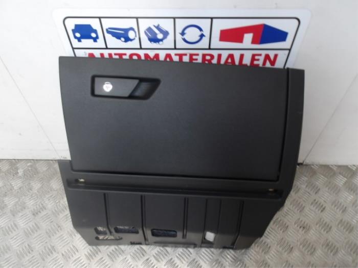 Begagnade Handskfack Audi S3 Sportback (8VA/8VF) 2.0 T FSI 16V Pris € 75,00 Inklusive moms erbjuds av Automaterialen Ronald Morien B.V.