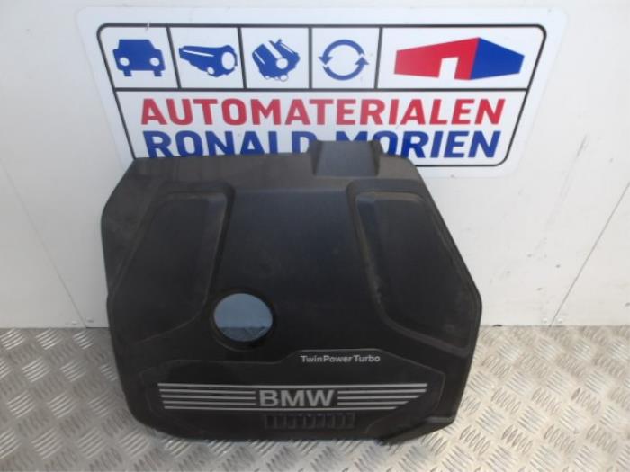 Plaque de protection moteur d'un BMW 2 serie Active Tourer (F45) 218i 1.5 TwinPower Turbo 12V 2019