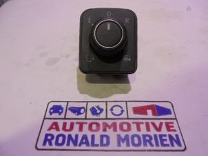 Used Mirror switch Volkswagen Polo VI (AW1) 1.0 TSI 12V BlueMotion Price € 14,99 Inclusive VAT offered by Automaterialen Ronald Morien B.V.