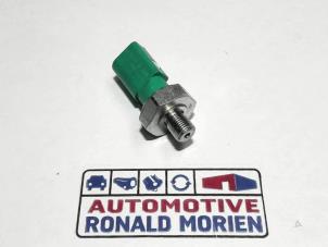 Used Oil pressure switch Volkswagen Transporter/Caravelle T6 2.0 TDI Price € 9,99 Inclusive VAT offered by Automaterialen Ronald Morien B.V.