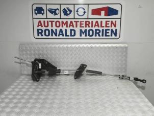 Used Gear-change mechanism Volkswagen Transporter/Caravelle T6 2.0 TDI Price € 115,00 Inclusive VAT offered by Automaterialen Ronald Morien B.V.