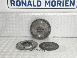 Used Clutch kit (complete) Volkswagen Transporter/Caravelle T6 2.0 TDI Price € 475,00 Inclusive VAT offered by Automaterialen Ronald Morien B.V.