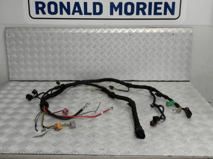 Begagnade Kablage Volkswagen Transporter/Caravelle T6 2.0 TDI Pris € 115,00 Inklusive moms erbjuds av Automaterialen Ronald Morien B.V.