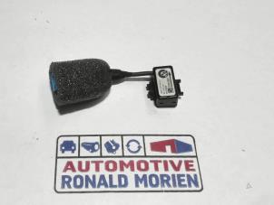 Gebrauchte Mikrofon BMW 2 serie Active Tourer (F45) 218i 1.5 TwinPower Turbo 12V Preis € 14,99 Mit Mehrwertsteuer angeboten von Automaterialen Ronald Morien B.V.