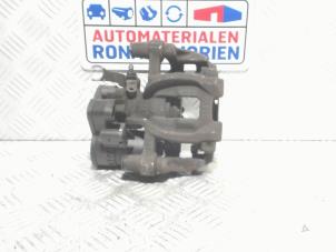 Used Rear brake calliper, right BMW 2 serie Active Tourer (F45) 218i 1.5 TwinPower Turbo 12V Price € 115,00 Inclusive VAT offered by Automaterialen Ronald Morien B.V.