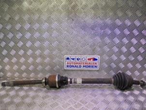 Used Front drive shaft, right Peugeot 308 (L3/L8/LB/LH/LP) 1.6 16V THP Price € 95,00 Margin scheme offered by Automaterialen Ronald Morien B.V.