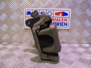 Używane Zacisk hamulcowy lewy tyl Peugeot 308 (L3/L8/LB/LH/LP) 1.6 16V THP Cena € 49,00 Procedura marży oferowane przez Automaterialen Ronald Morien B.V.