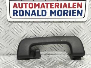 Usados Manilla Audi A8 Precio € 14,99 IVA incluido ofrecido por Automaterialen Ronald Morien B.V.