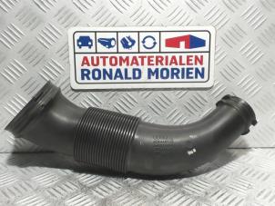 Used Air intake hose Audi A8 (D4) 3.0 TDI V6 24V Quattro Price € 14,99 Inclusive VAT offered by Automaterialen Ronald Morien B.V.
