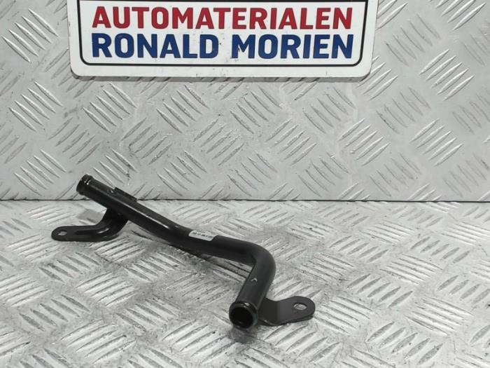 Wasserrohr van een Volkswagen Polo V (6R) 1.4 TDI 2018