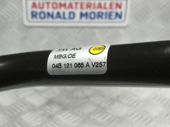 Wasserrohr van een Volkswagen Polo V (6R) 1.4 TDI 2018