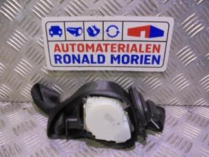 Gebrauchte Sicherheitsgurt rechts vorne BMW 1 serie (F20) M135i 3.0 24V Preis € 49,00 Margenregelung angeboten von Automaterialen Ronald Morien B.V.