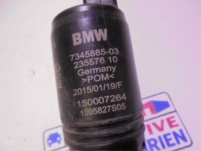 Rear screen washer pump BMW 1 serie M135i 3.0 24V - 7345885