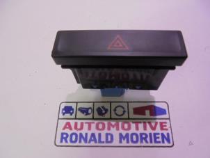 Used Panic lighting switch Volkswagen Crafter (SY) 2.0 TDI 4Motion Price € 9,99 Inclusive VAT offered by Automaterialen Ronald Morien B.V.