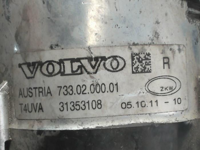 Veilleuse droite d'un Volvo V50 (MW) 1.6 D2 16V 2011