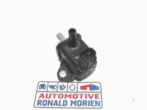 Used Cruise control vacuum pump Peugeot 108 1.0 12V Price € 19,00 Margin scheme offered by Automaterialen Ronald Morien B.V.