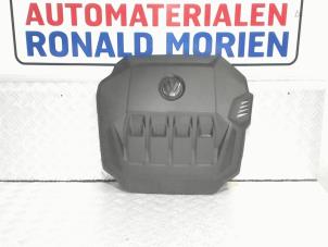 Usados Cobertor motor Volkswagen Arteon (3HAB) 2.0 TSI 16V 4Motion Precio € 45,00 IVA incluido ofrecido por Automaterialen Ronald Morien B.V.