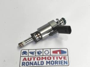 Usagé Injecteur (injection essence) Volkswagen Arteon (3HAB) 2.0 TSI 16V 4Motion Prix € 89,00 Prix TTC proposé par Automaterialen Ronald Morien B.V.