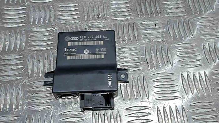 Usados Módulo Gateway Audi A8 (D3) 4.2 V8 40V Quattro Precio € 25,00 Norma de margen ofrecido por Automaterialen Ronald Morien B.V.