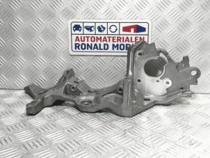 Used Air conditioning bracket Volkswagen Golf VII Variant (AUVV) 2.0 GTD 16V Price € 39,99 Inclusive VAT offered by Automaterialen Ronald Morien B.V.