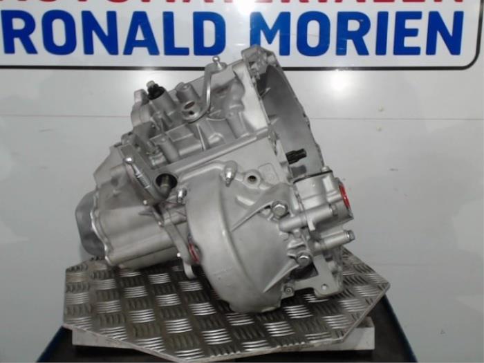 Gearbox Citroen Berlingo Multispace 1.6 BlueHDI 100 1609983380 20ET11