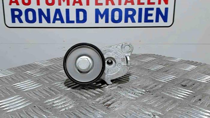 Usados Rodillo tensor correa múltiple Volkswagen T-Roc I 2.0 R TSI 16V 4Motion Precio € 24,20 IVA incluido ofrecido por Automaterialen Ronald Morien B.V.