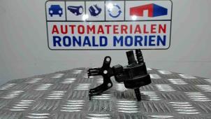 Used Airflow meter Volkswagen T-Roc 2.0 R TSI 16V 4Motion Price € 12,04 Inclusive VAT offered by Automaterialen Ronald Morien B.V.