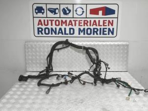 Usados Mazo de cables compartimento motor Suzuki SX4 (EY/GY) 1.6 16V 4x2 Precio € 125,00 Norma de margen ofrecido por Automaterialen Ronald Morien B.V.