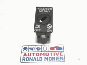 Used Airbag Module Volkswagen Golf VII (AUA) 1.6 TDI BlueMotion 16V Price € 9,99 Inclusive VAT offered by Automaterialen Ronald Morien B.V.