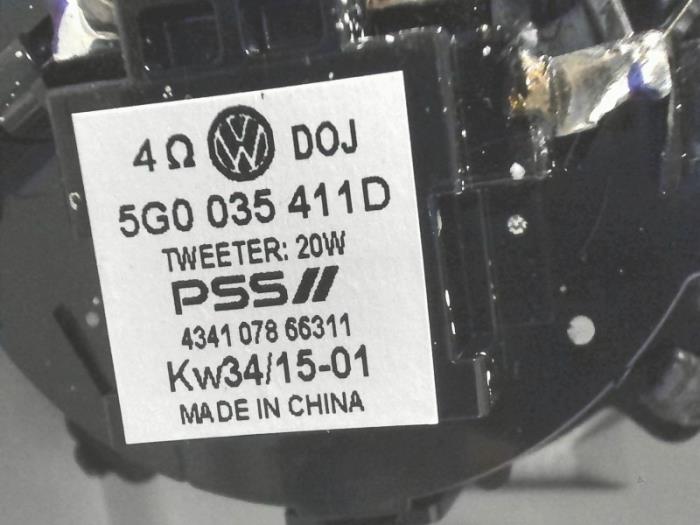 Cubierta embellecedor A derecha de un Volkswagen Golf VII (AUA) 1.6 TDI BlueMotion 16V 2016