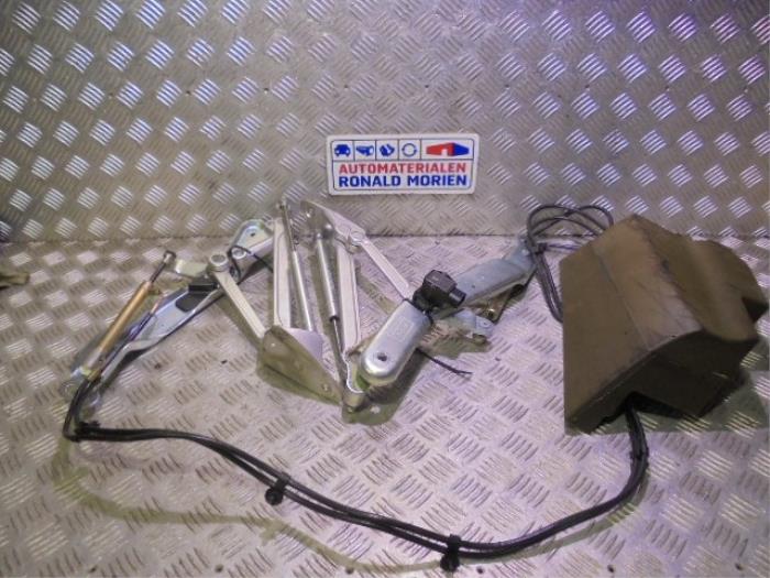Begagnade Hydraulpump Volkswagen Phaeton (3D) 3.0 V6 TDI 24V 4Motion Pris € 195,00 Marginaltabell erbjuds av Automaterialen Ronald Morien B.V.