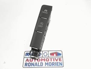 Used Start/stop switch Volkswagen Golf VII (AUA) 1.6 TDI BlueMotion 16V Price € 14,99 Inclusive VAT offered by Automaterialen Ronald Morien B.V.