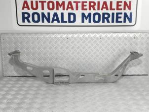 Gebrauchte Querträger vorne Audi A5 Sportback (8TA) 2.0 TDI 16V Preis € 50,00 Mit Mehrwertsteuer angeboten von Automaterialen Ronald Morien B.V.