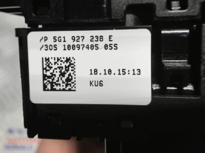 PDC switch from a Volkswagen Golf VII (AUA) 1.6 TDI BlueMotion 16V 2016