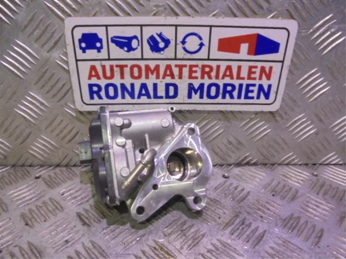 Neue AGR Ventil Renault Master III (FV) 2.3 Energy dCi 180 Twin Turbo 16V FWD Preis € 89,00 Mit Mehrwertsteuer angeboten von Automaterialen Ronald Morien B.V.