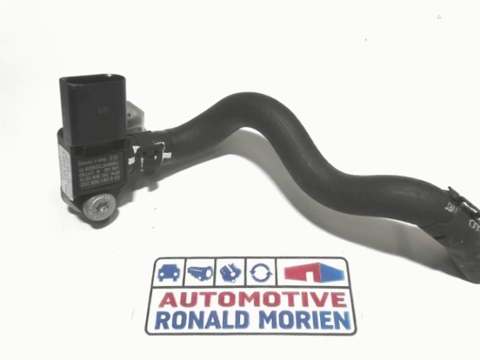 Gebrauchte Kraftstoffdruck Sensor Volkswagen Golf VII (AUA) 1.6 TDI BlueMotion 16V Preis € 25,00 Mit Mehrwertsteuer angeboten von Automaterialen Ronald Morien B.V.