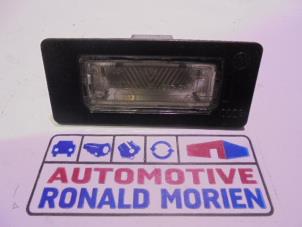 Używane Oswietlenie tablicy rejestracyjnej Audi RS 5 (8T3) 4.2 V8 32V Cena € 9,00 Procedura marży oferowane przez Automaterialen Ronald Morien B.V.
