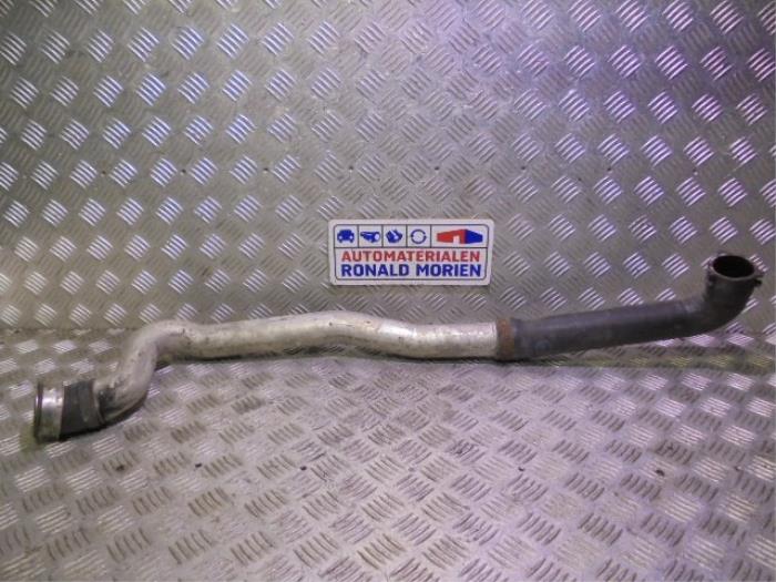Gebrauchte Intercooler Rohr Volkswagen Phaeton (3D) 3.0 V6 TDI 24V 4Motion Preis € 45,00 Margenregelung angeboten von Automaterialen Ronald Morien B.V.