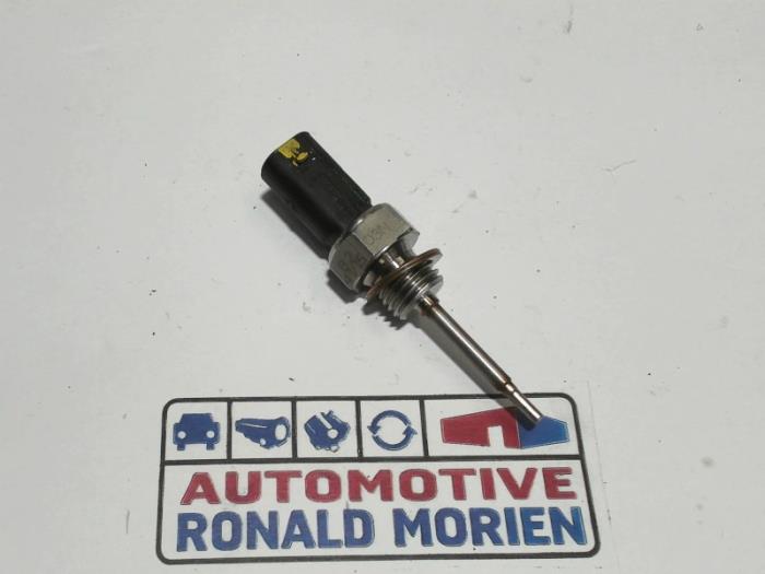 Used Engine temperature sensor Volkswagen Golf VII (AUA) 1.6 TDI BlueMotion 16V Price € 14,99 Inclusive VAT offered by Automaterialen Ronald Morien B.V.