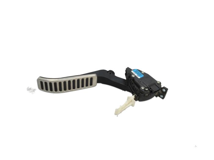 Begagnade Gaspedalsensor Volkswagen Touareg (7LA/7L6) 5.0 TDI V10 Pris € 15,00 Marginaltabell erbjuds av Automaterialen Ronald Morien B.V.