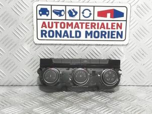 Używane Panel sterowania nagrzewnicy Volkswagen Transporter/Caravelle T6 2.0 TDI Cena € 189,00 Z VAT oferowane przez Automaterialen Ronald Morien B.V.