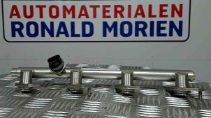 Used Fuel injector nozzle Mercedes C (W205) C-300 2.0 Turbo 16V Price € 40,00 Margin scheme offered by Automaterialen Ronald Morien B.V.