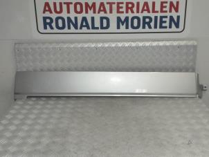 Usados Cubierta varios Volkswagen Transporter Precio € 75,00 IVA incluido ofrecido por Automaterialen Ronald Morien B.V.