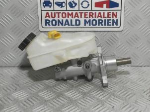 Used Master cylinder Volkswagen Transporter/Caravelle T6 2.0 TDI Price € 115,00 Inclusive VAT offered by Automaterialen Ronald Morien B.V.