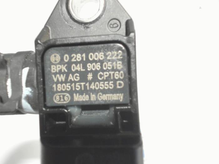Boost pressure sensor Volkswagen Golf VII 2.0 TDI 16V 04L145049L CRL